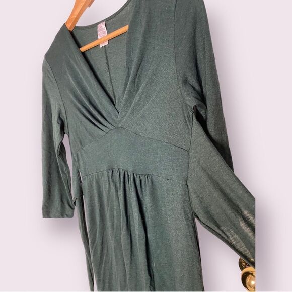 Criss Cross Wrap Around Dress 2/3 Sleeves - Picture 6 of 7